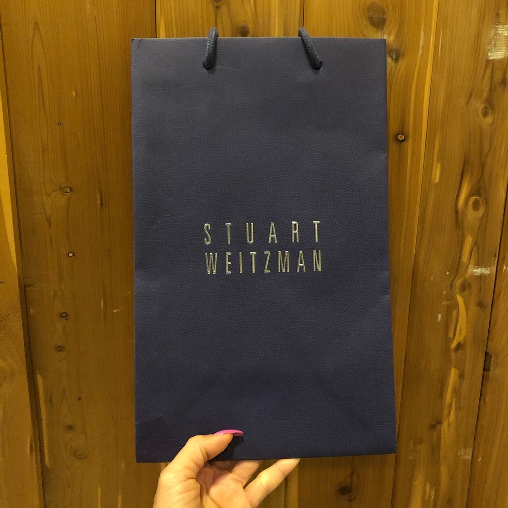 Stuart Weitzman - Picture 4 of 6